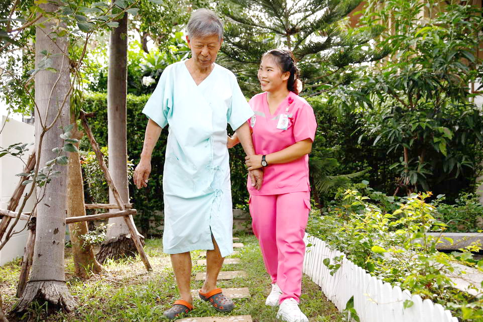 กายภาพบำบัดฟื้นฟูศูนย์ดูแลผู้สูงอายุ รังสิต The Thousand Years Homecare
